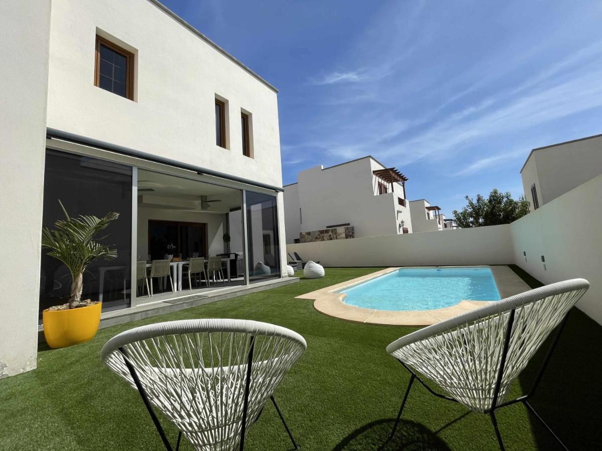 Holyhome Villa Cinema Perfect For Families Costa Teguise Exteriér fotografie